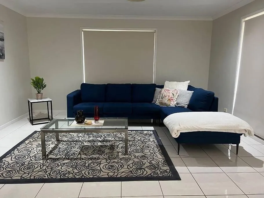 Vakantiehuis Hop,Skip An Jump 2 Harbour Town Villa Gold Coast Australië